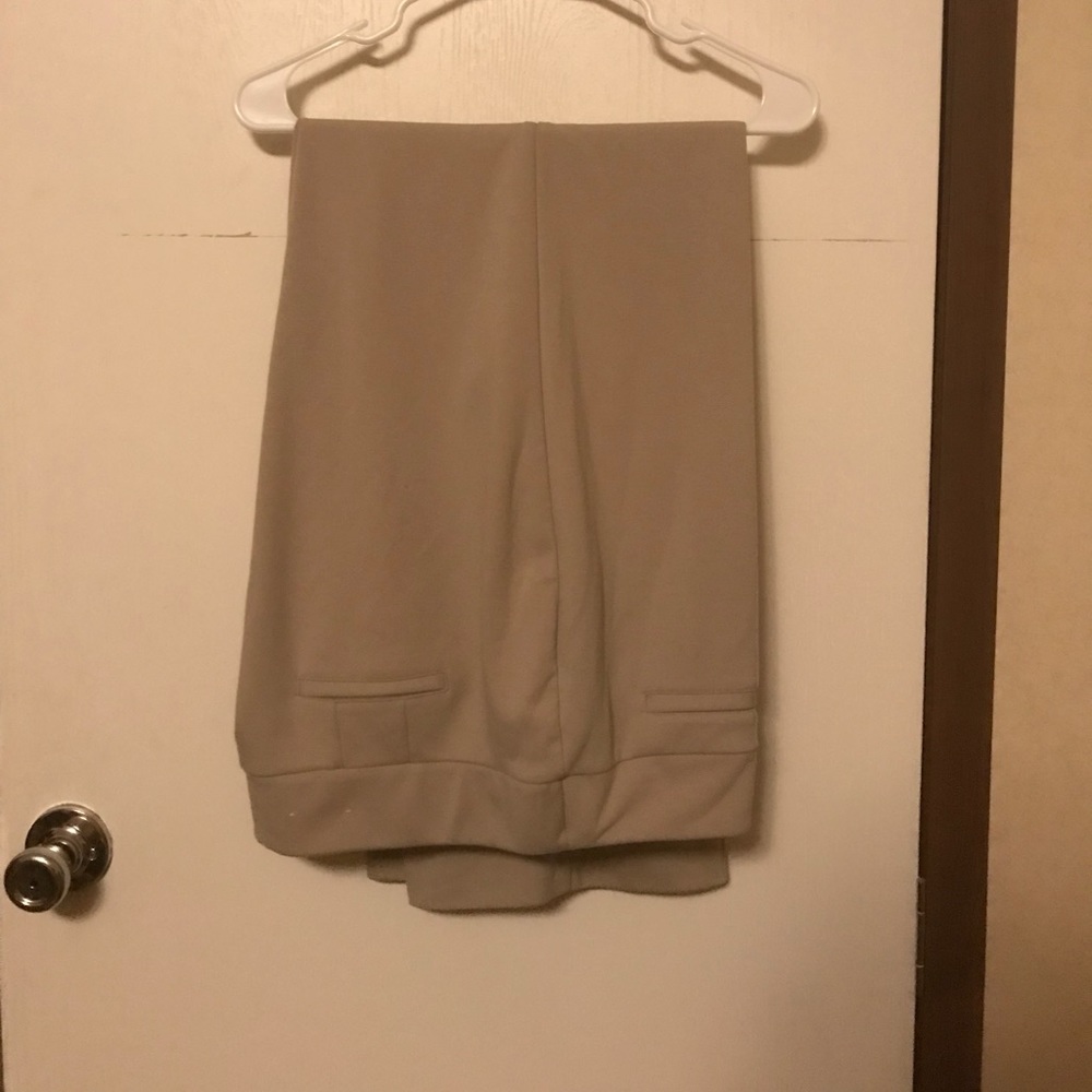 Women’s casual pants.